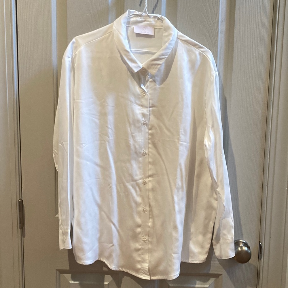 EUC Reclaim brand shirt